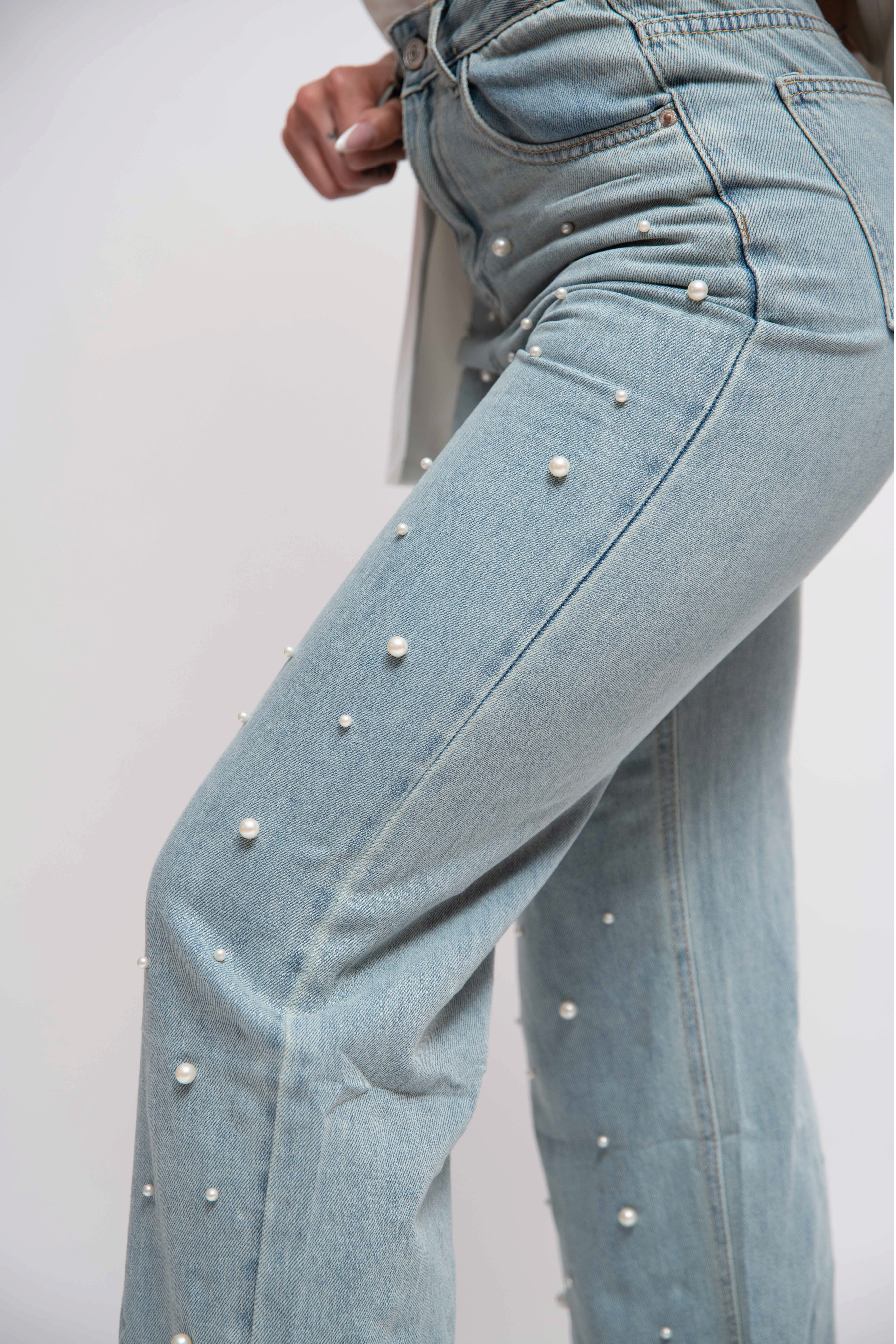 elia jeans